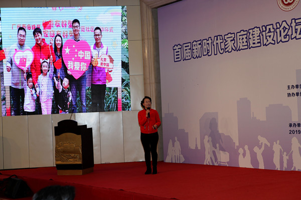 83f0ad7c59a14e5a8ab68e087ad25cf6.jpg 蒋薇_副本.jpg