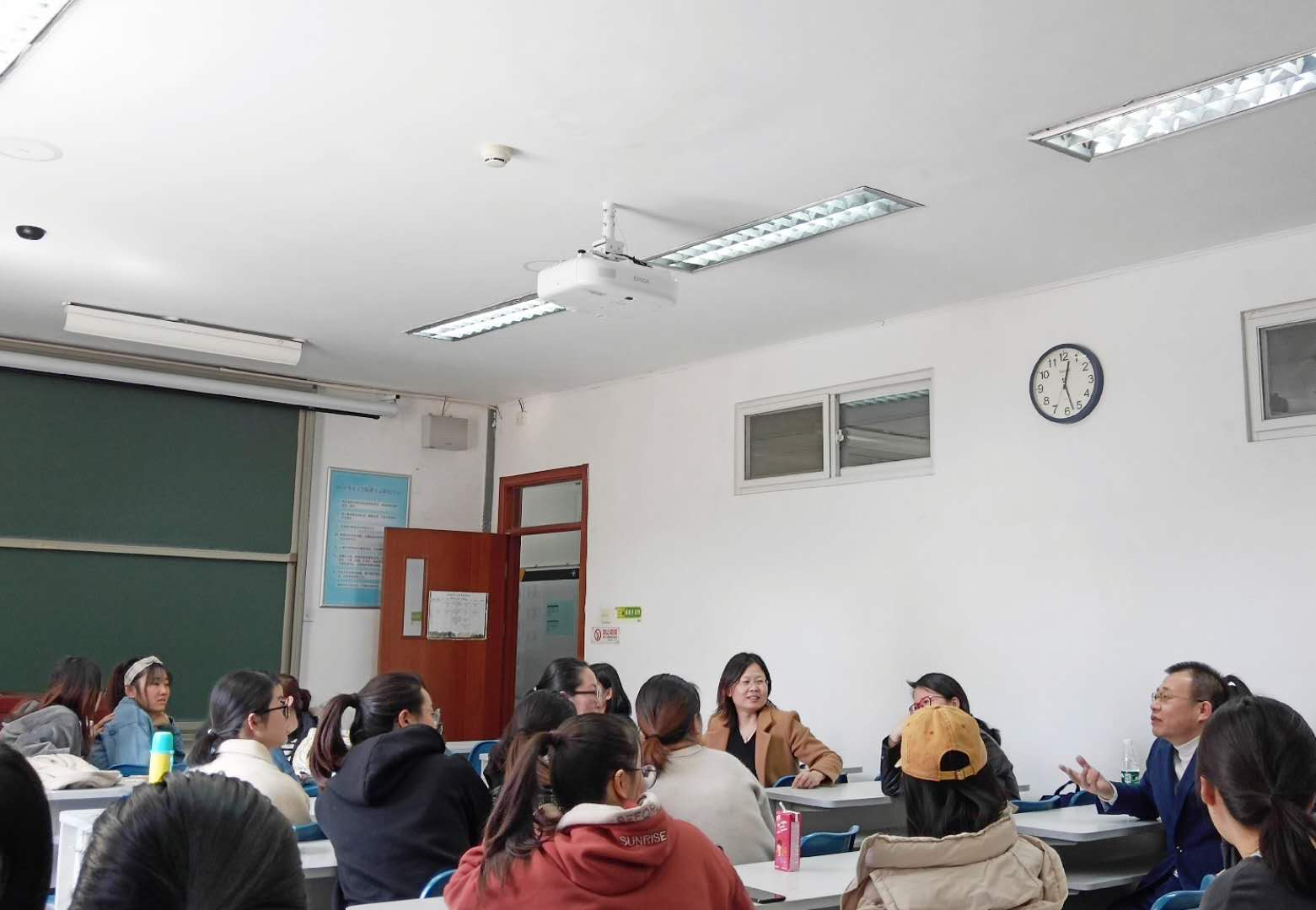 e79471743744424daa699acbc0fb128a.jpg b064fd6d7952b79a3125083b9e34421.jpg