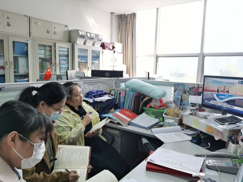 e1cdbd00126c4b2fbe775445cc4b7767.jpg f0e529ff7de6689a82c17c26e93c99a_conew1.jpg