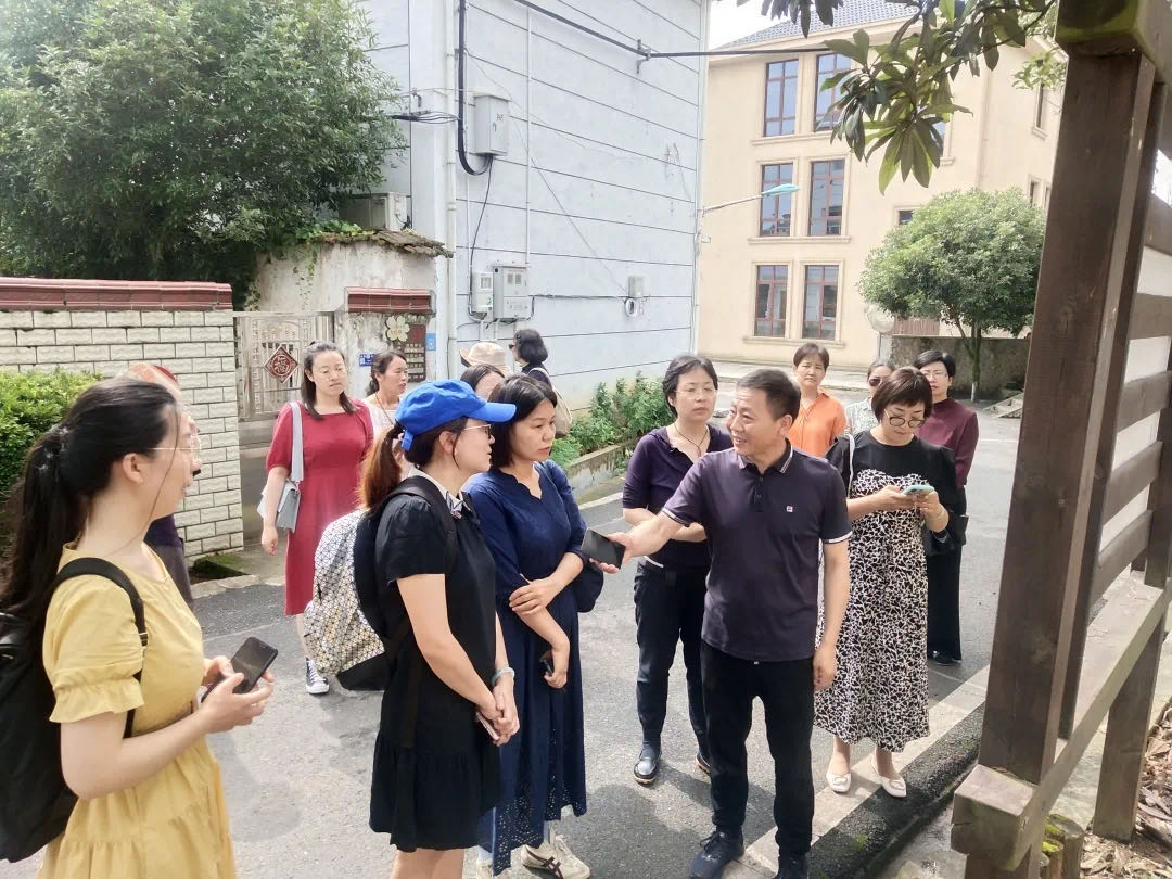 0ee07e3c31f747c0af08b5135bfce638.jpg 0ee07e3c31f747c0af08b5135bfce638.jpg