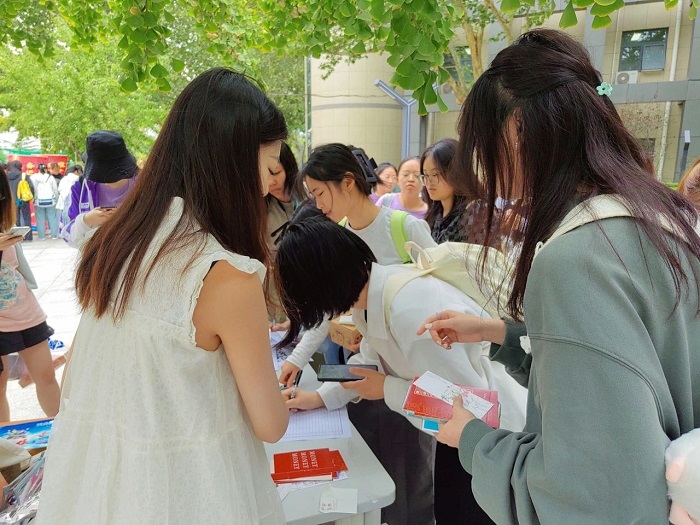 0af242fcc741494ca84533d9914a6a3c.jpg 2.jpg