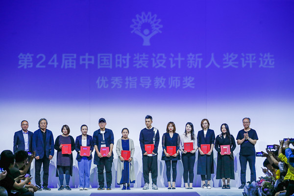 bb99c85817b9446e9e0d191f6c90af5f.jpg 25_副本.jpg