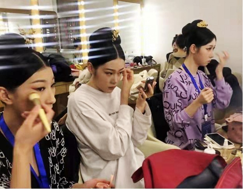 d40f56874a8749da98721761be0d57fd.jpg 2_conew1.jpg