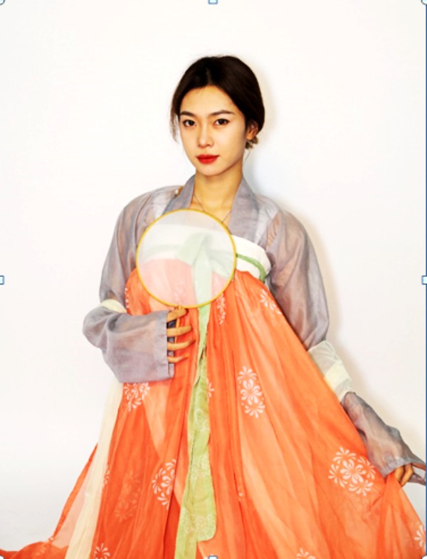 451f98cd7169474d9125a82193c60a40.jpg conew_5.jpg